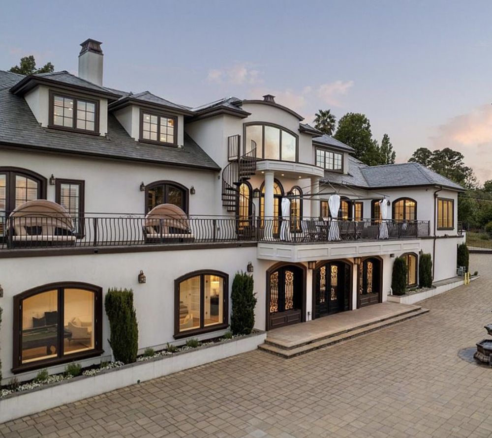 Picture of Real Estate Cash Voucher for Hillsborough's Sky Place,CA,USA