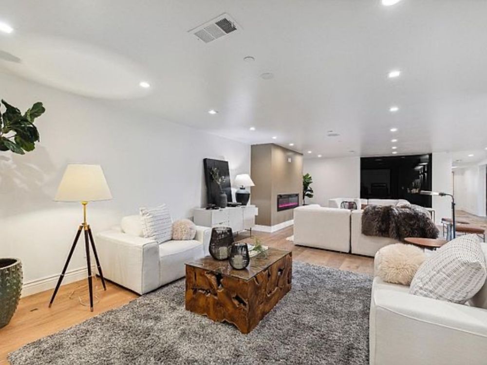 Picture of Real Estate Cash Voucher for Hillsborough's Sky Place,CA,USA