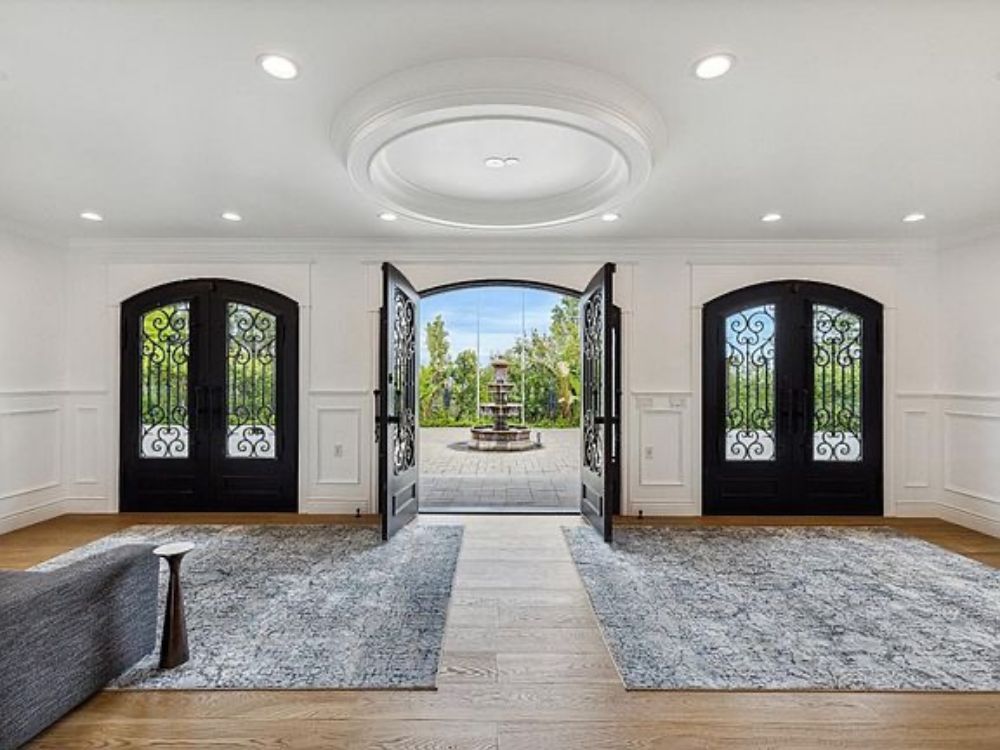 Picture of Real Estate Cash Voucher for Hillsborough's Sky Place,CA,USA